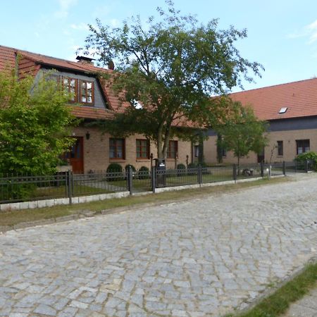 Ferienhof Raetzsee Drosedow  ภายนอก รูปภาพ